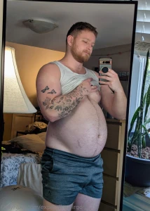 Sunday bloat videos took a couple videos after my big lunch - first part 2