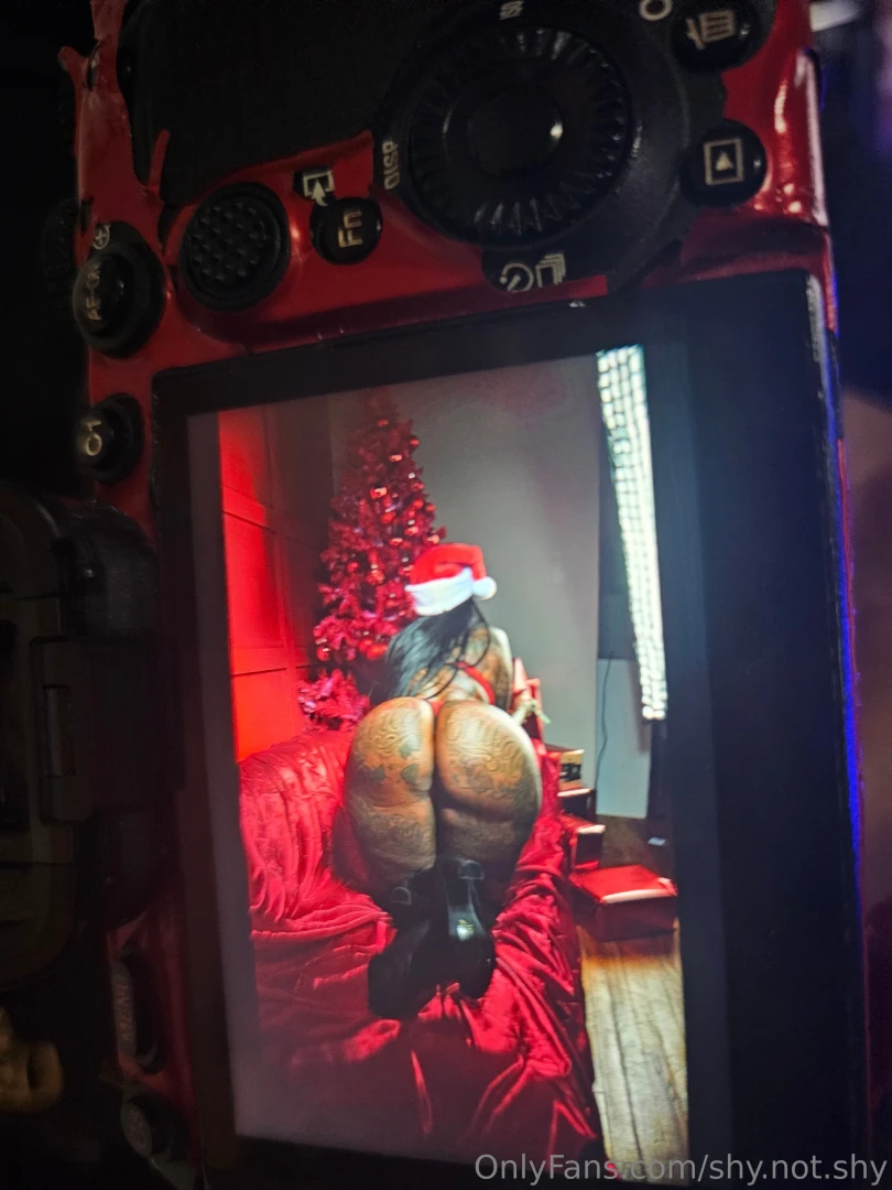 Cant wait to show yall what i did during this shoot 