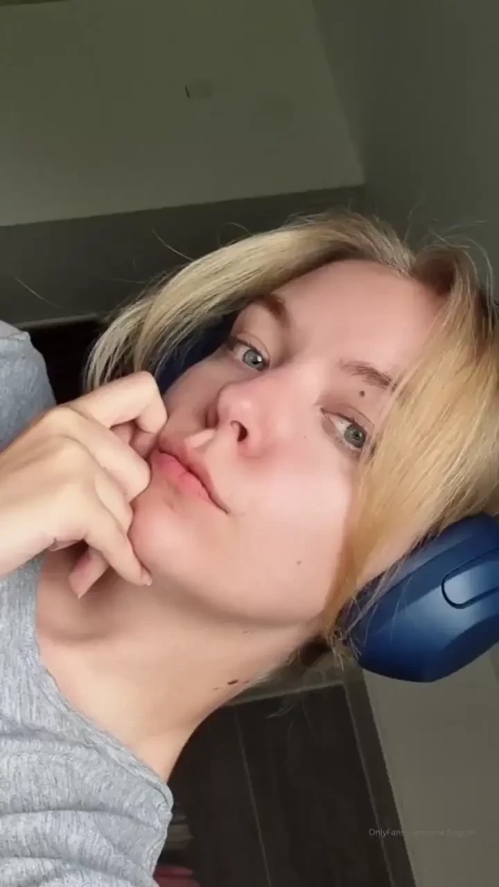 I just wanted to pop in and say i love you 