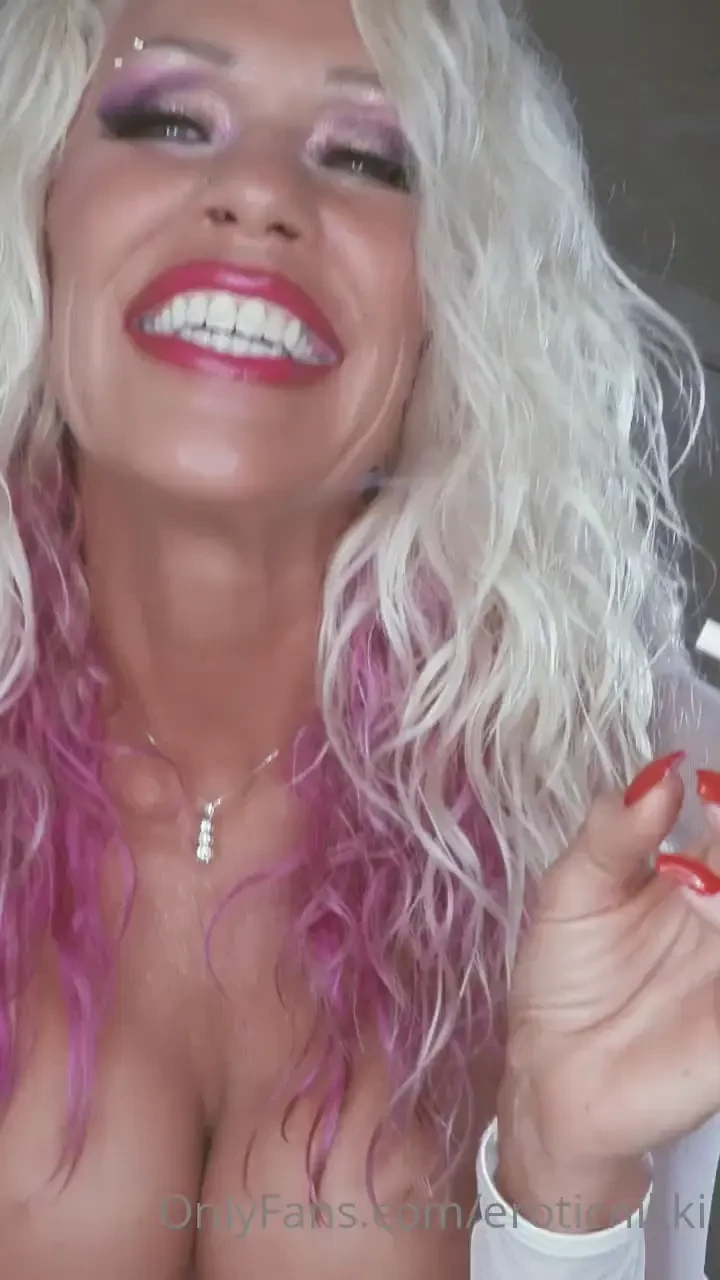 Pussy on your dick smoke in your face the full clip is available on my 