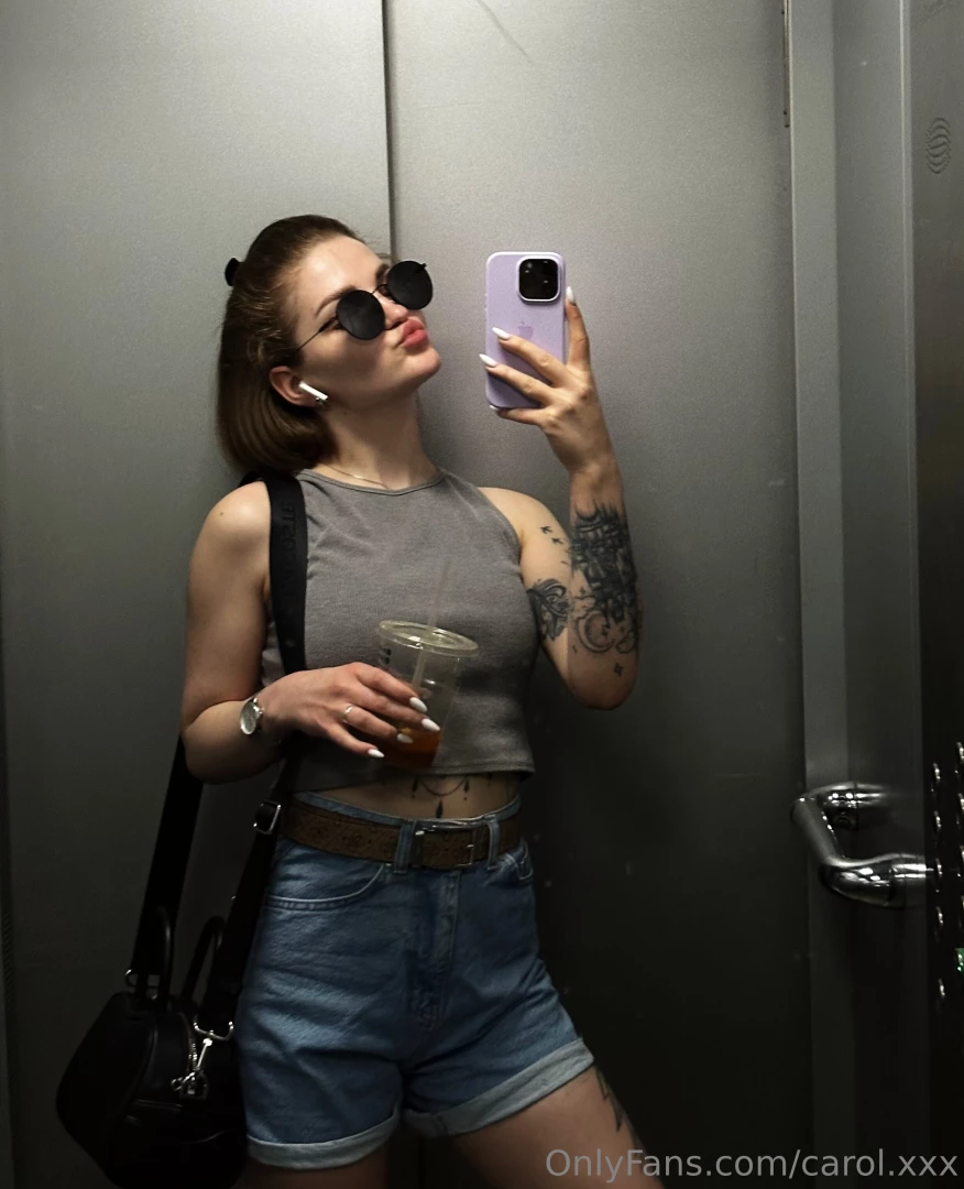 Once again i m in the elevator thinking about how we ll be stuck 