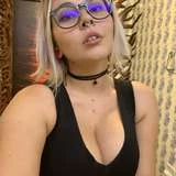 emmie.sg