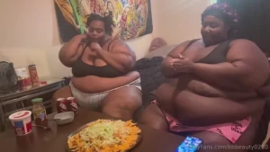 Come watch me and kanklezz stuff this big tray of nachos