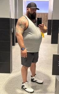 Winter photo dump can t believe how huge i look in the first pic part 3