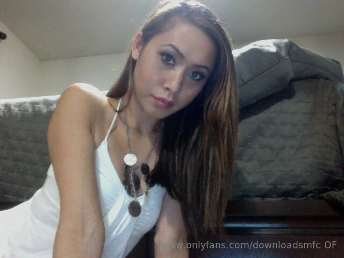 Look at me in my early 20 s ahahah this was before i started camming i part 3 