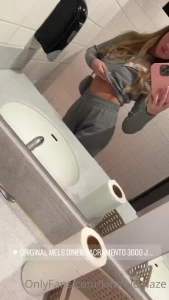 Just your typical boomerang flash in the original mel s diner