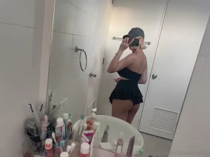 A volte l unica cosa tra di noi l immaginazione ti va di lasciarti