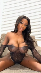 Ass or tits lauren has both you need to see her free content https