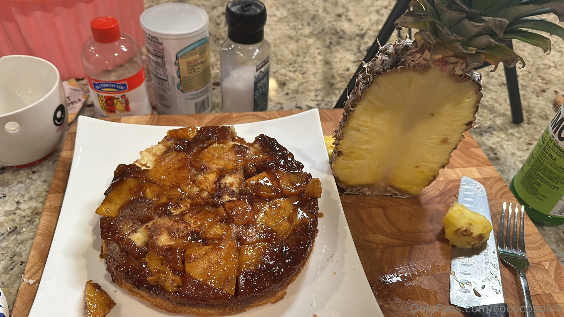 I made something sweet but i think i need someone to help me lick up 