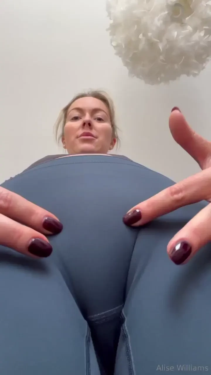 Guys rate my new gym leggings these are the tightest ones iv ever had 