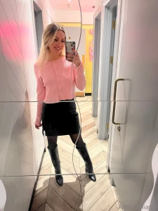 Throwback to my latest lunch date with my mini skirt and best friend