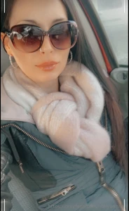 You have to sub to my onlyfans to book a time with me so i m taking