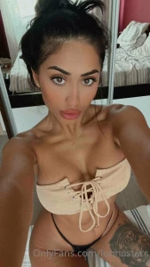 Dm me babe i m horny