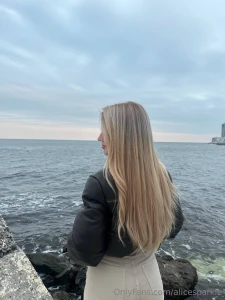 I always feel so free by the sea who else loves this feeling