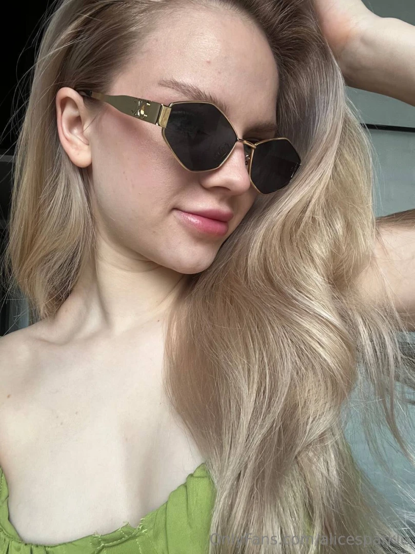 Tried to choose just one pair and failed which ones do you think suit part 1 