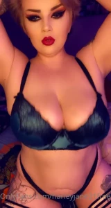 Subscriptions 5 full lesbian show happened last night check it out part 1