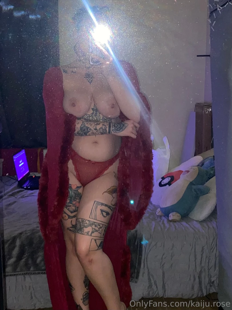 Do you think red looks good on me part 5 