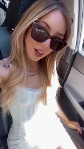 In the mood to get fucked outdoors by a sexy stranger fakeannalee