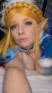 A cute elf- i meann hylian under your tree part 4