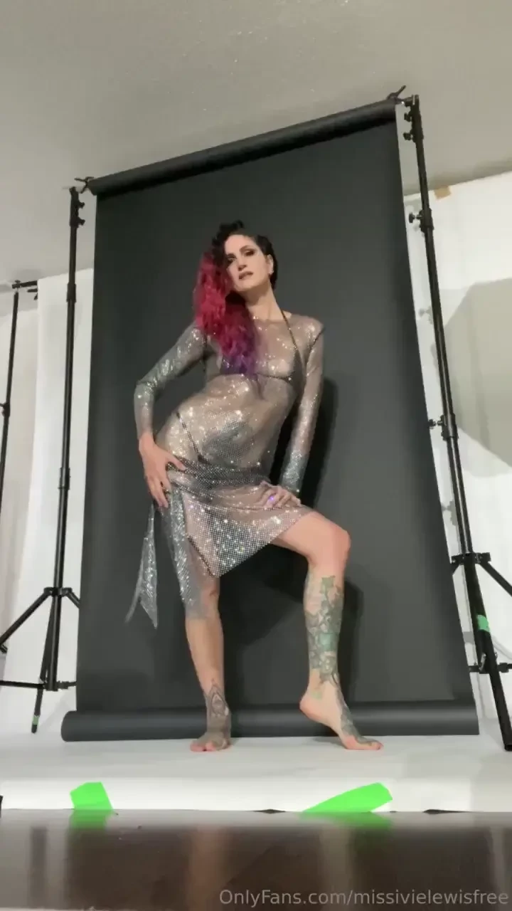 100 fans already thank you thank you here s a fun behind the scenes 