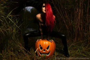 Hallowe en for christmas - part 1