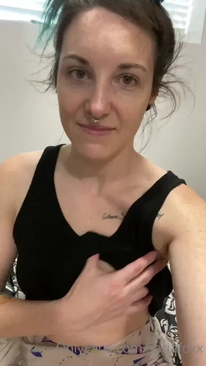 Sariafoxx part 1 