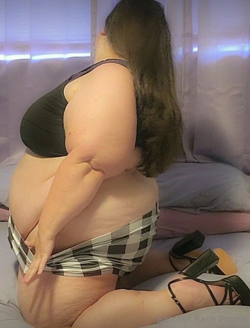 Someone asked to hear me moan so this voice clip is just for you 