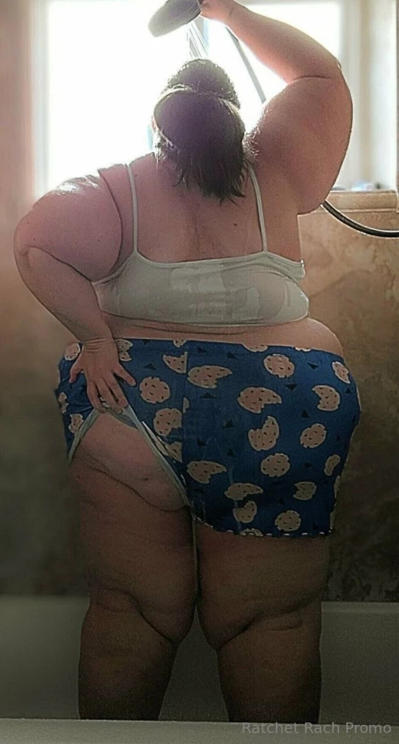 The weather is oddly warm right now so let s take a cold shower and 