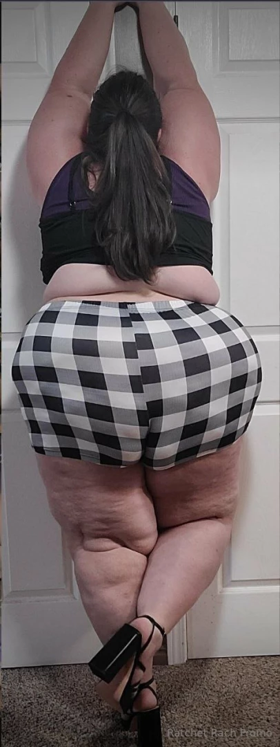 You must like chubby girls 