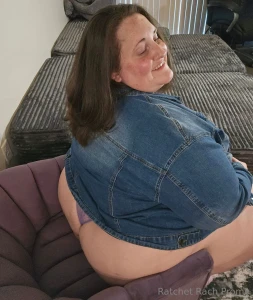 Peek-a-booty part 17