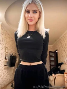 Crazy nympho kittykissesss is wet right now she tired of dildo and part 217