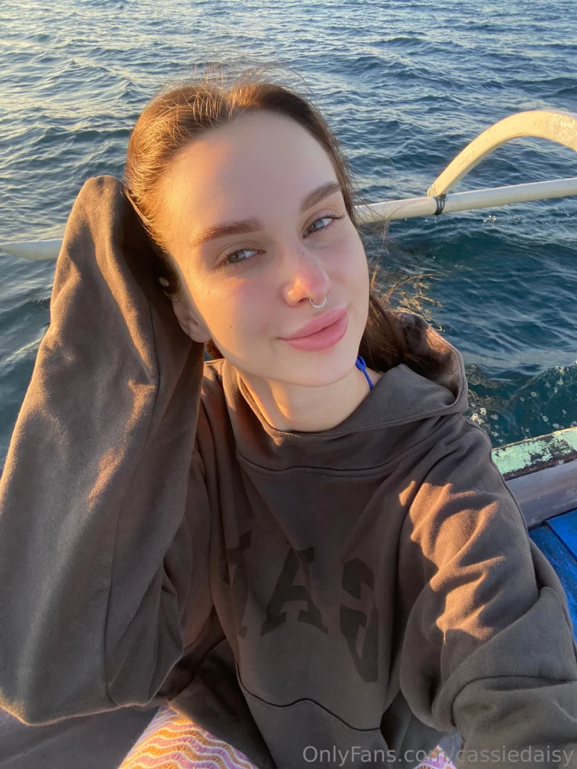 Sunset salty air and a little bit of peace exactly how i like it tell 