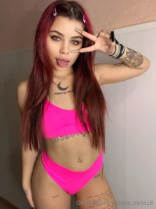 This demure liki_blue waiting to be seduced get pussy wet and she will part 541