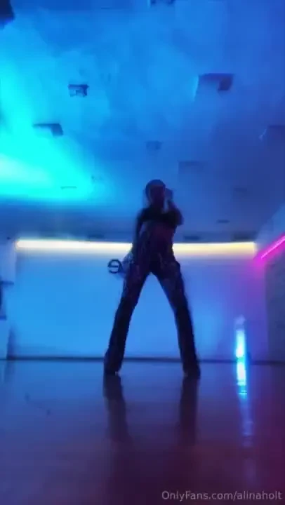 Through dance i want to express all the feelings that i experience the 