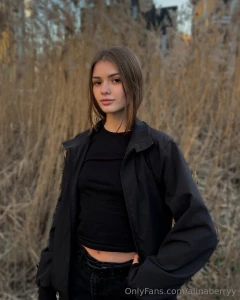 Horny cutie honey you need to sit back in your chair right now and be part 131