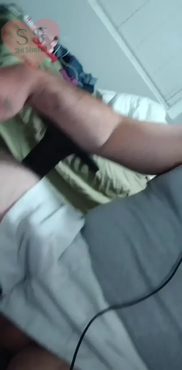 I hope you re all following me on my streaming accounts if not you re 