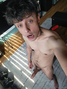 I wanna feed a hole so bad part 1