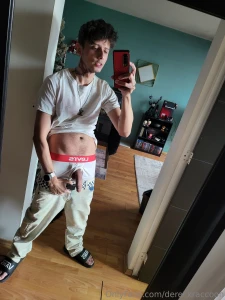 Can u help me 2 clean my mirror part 2