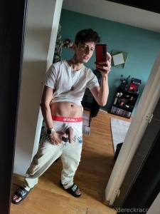 Can u help me 2 clean my mirror