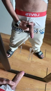 Can u help me 2 clean my mirror part 4