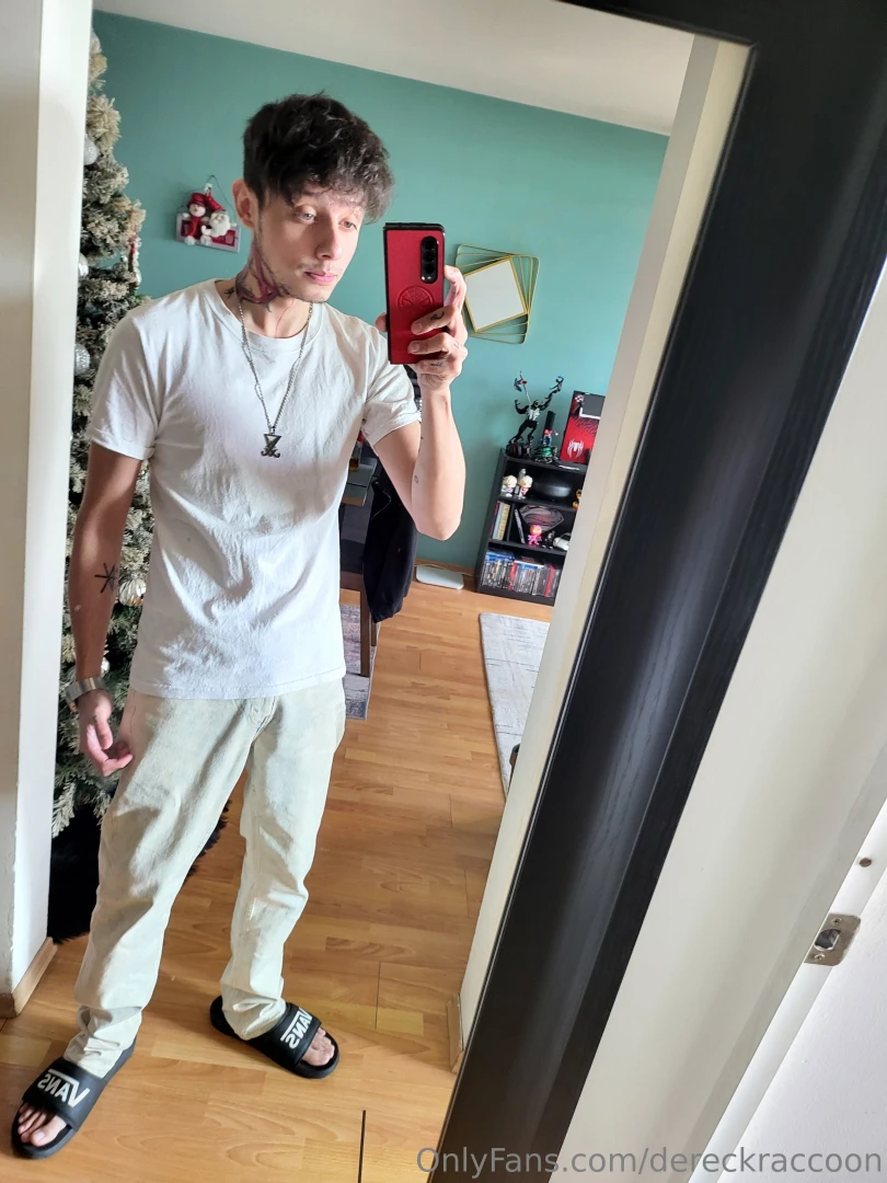 Can u help me 2 clean my mirror part 6 