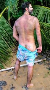 Pro tip if you go to mexico and tattoo that it is your birthday on