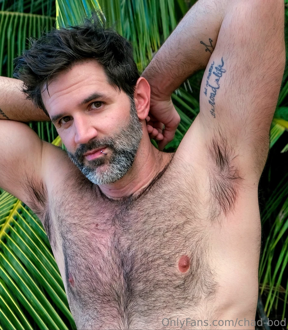 Armpit hair do you like it trimmed or prefer it wild is it better 