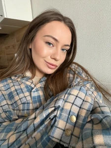 My brain s playing my favorite song on repeat today what s yours