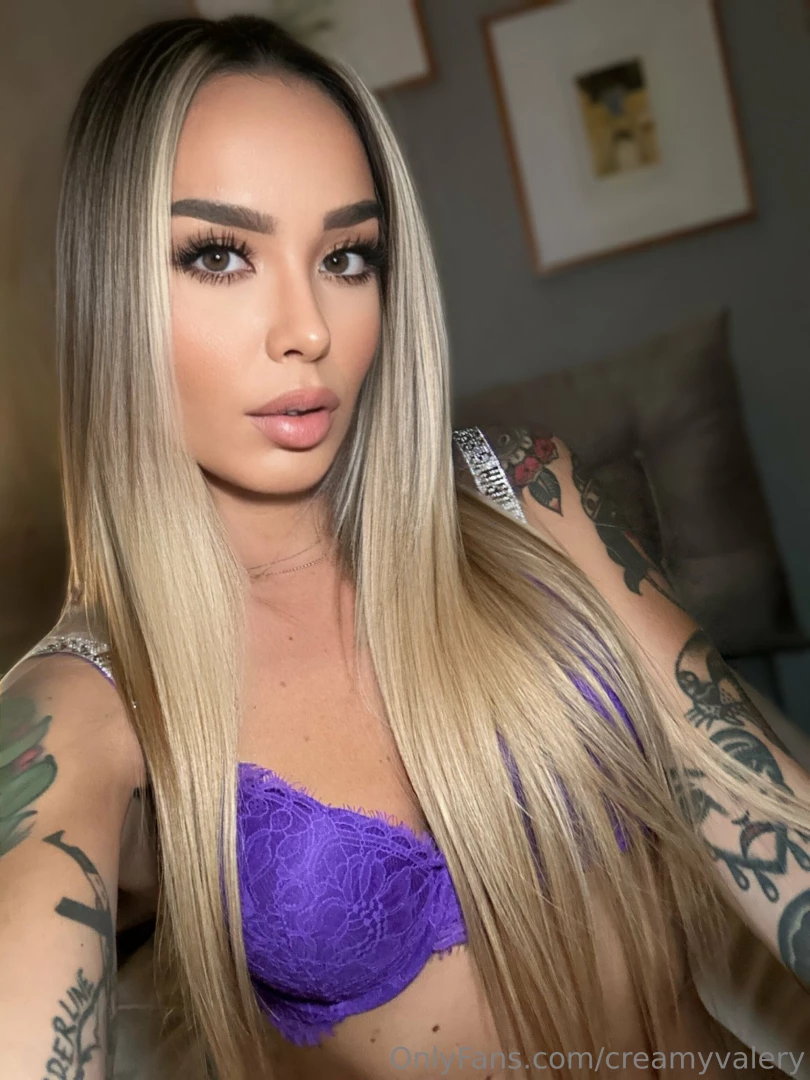 Bed selfie cum join me 