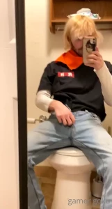 Pretty pretty pretty please consider tipping me it really helps me out