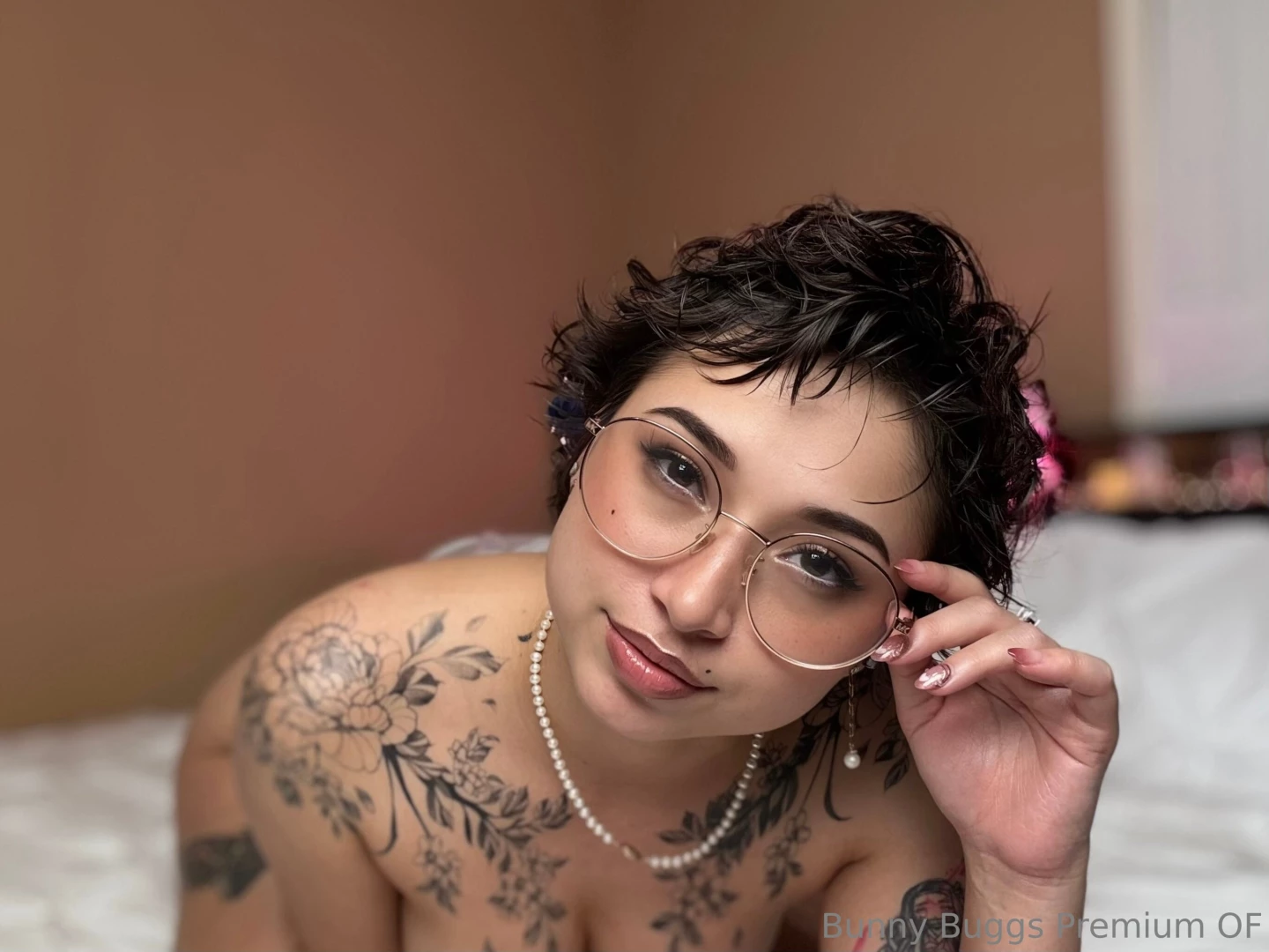 Do you eat cake how about if i bend over and spread for you 