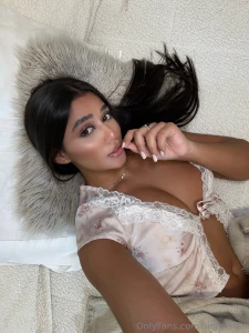 Who s joining me tonight