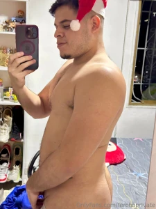 Ya se acerca navidad y a n no llega tu santa christmas is coming and part 2