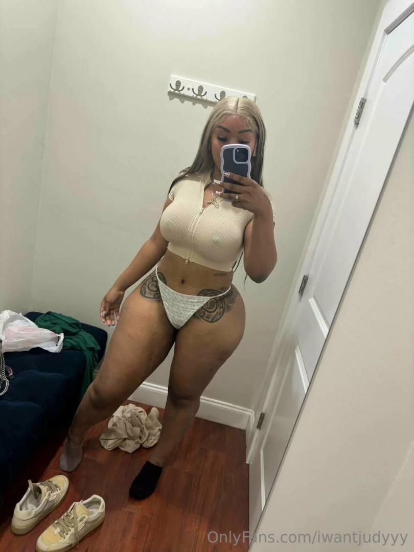 iwantjudyyy - You have been a loyal fan and you deserve a reward tip 10 here to get 